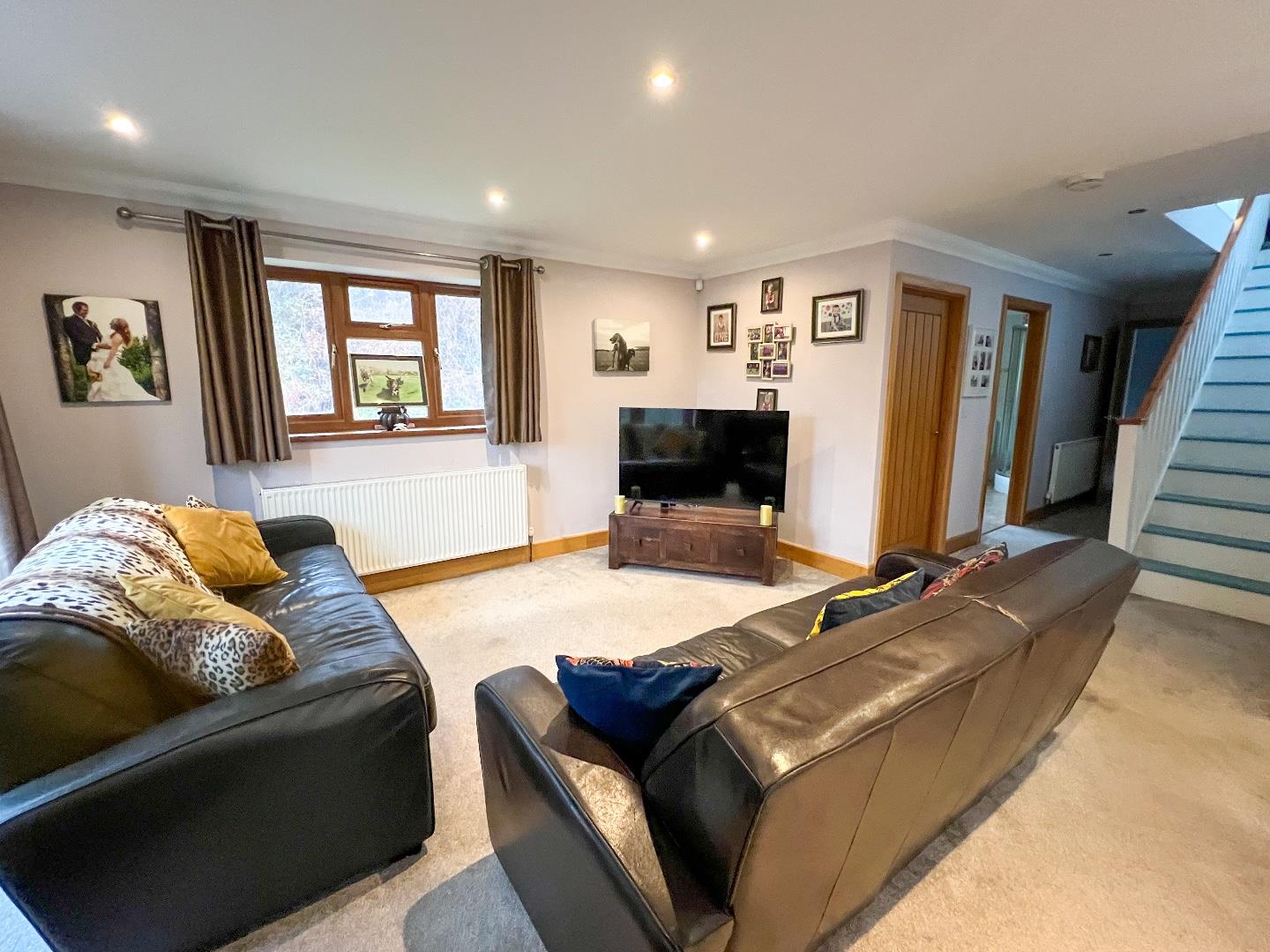 Garreg Road, Pontycymer, Bridgend County Borough, CF32 8EL